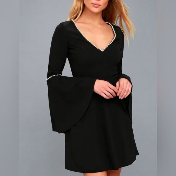 Lulu's long bell sleeve black dress with pearl details size XS - Picture 2 of 12